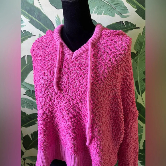 Vici Pol Pink Boucle Textured Hoodie Sweater Size M - Picture 4 of 7